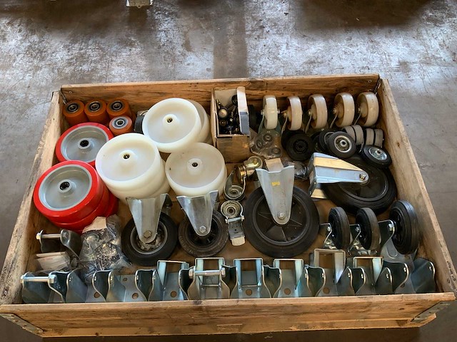 Pallets diverse industriële wielen (3x) - afbeelding 3 van  5