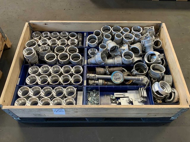 Pallets diverse koppelingen (2x) - afbeelding 3 van  7