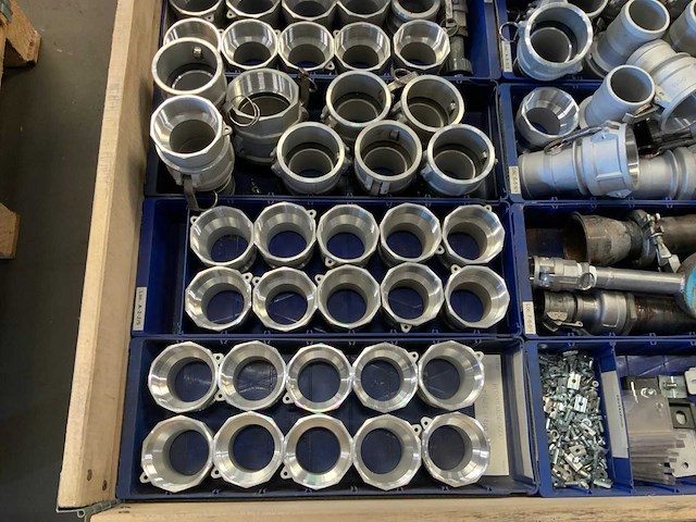 Pallets diverse koppelingen (2x) - afbeelding 4 van  7