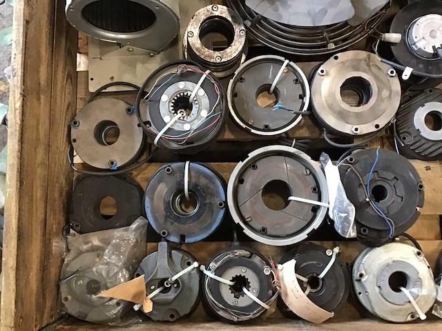 Pallets diverse koppelingen, ventilatoren (2x) - afbeelding 4 van  7