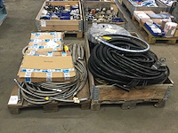 Pallets diverse slangen (2x) - afbeelding 4 van  11