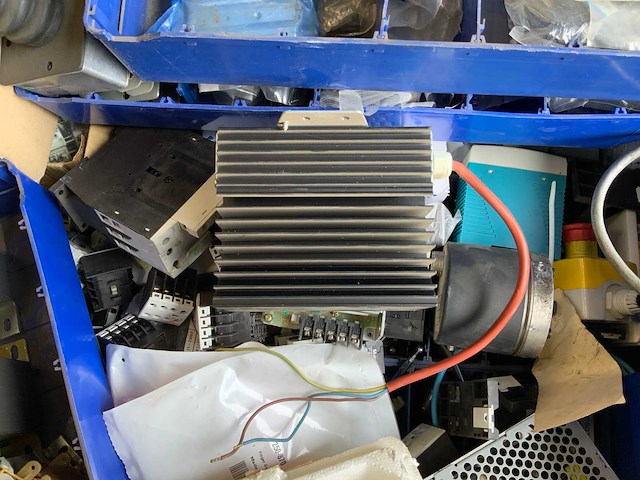 Pallets elektratoebehoren (4x) - afbeelding 10 van  22