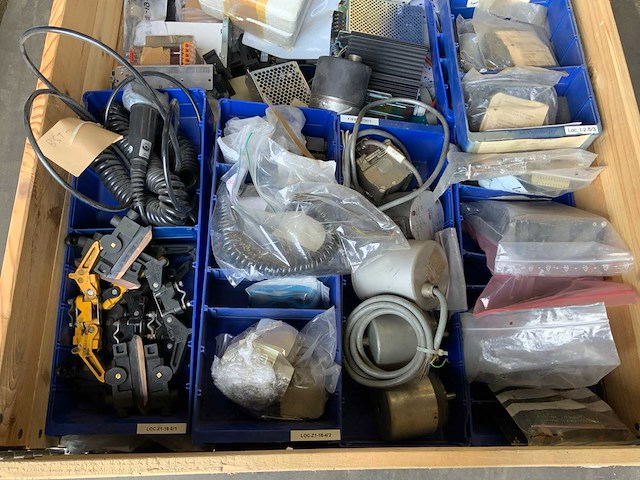 Pallets elektratoebehoren (4x) - afbeelding 21 van  22