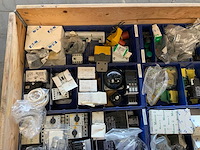 Pallets elektratoebehoren (4x) - afbeelding 5 van  22