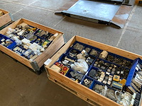 Pallets elektratoebehoren (4x) - afbeelding 1 van  22