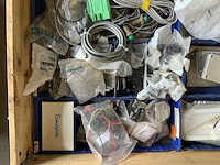 Pallets elektratoebehoren (4x) - afbeelding 3 van  16