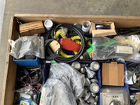 Pallets elektratoebehoren (4x) - afbeelding 7 van  16