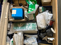 Pallets elektratoebehoren (4x) - afbeelding 10 van  16