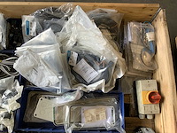 Pallets elektratoebehoren (4x) - afbeelding 15 van  16