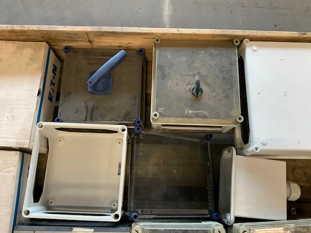 Pallets elektrotoebehoren (5x) - afbeelding 16 van  16