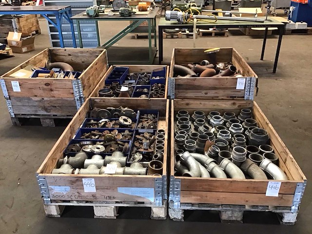 Pallets flenzen, lasbochten, lasfittingen en toebehoren (5x) - afbeelding 1 van  6