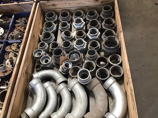 Pallets flenzen, lasbochten, lasfittingen en toebehoren (5x) - afbeelding 2 van  6