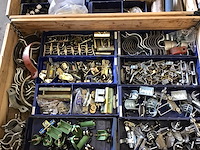 Pallets hijs- hef en bevestigingsmaterialen (4x) - afbeelding 16 van  21
