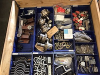 Pallets hijs- hef en bevestigingsmaterialen (4x) - afbeelding 21 van  21