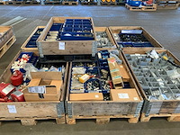 Pallets hydrauliek materiaal (7x) - afbeelding 6 van  15