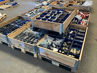 Pallets hydrauliek materiaal (7x) - afbeelding 1 van  15