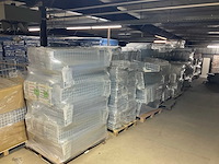 Pallets inhaakmanden tbv winkelstellingen (22x) - afbeelding 1 van  10