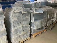 Pallets inhaakmanden tbv winkelstellingen (22x) - afbeelding 4 van  10