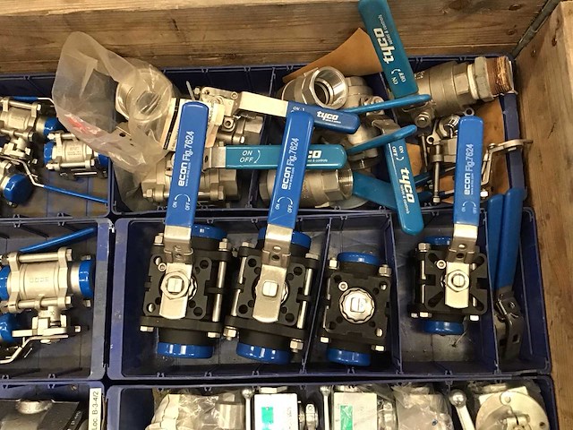 Pallets kogelkranen en toebehoren (2x) - afbeelding 13 van  17