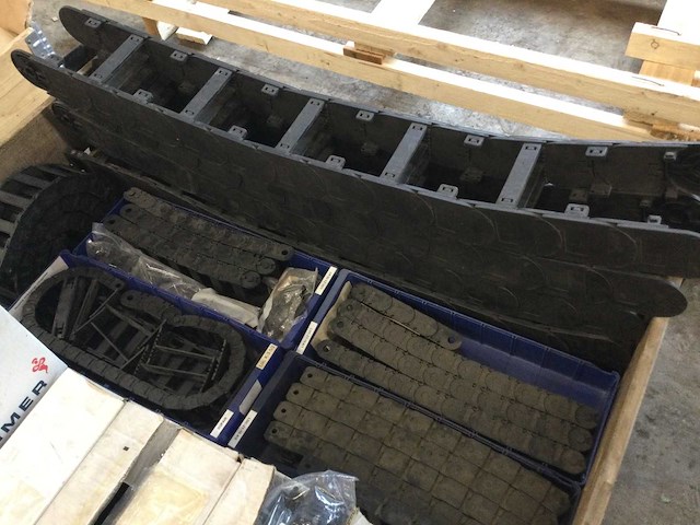 Pallets kunststof kabelrupsen (2x) - afbeelding 3 van  6