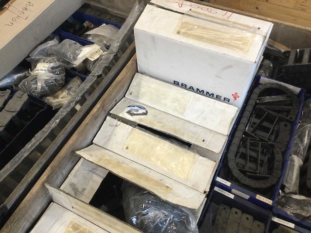 Pallets kunststof kabelrupsen (2x) - afbeelding 4 van  6