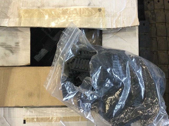 Pallets kunststof kabelrupsen (2x) - afbeelding 5 van  6