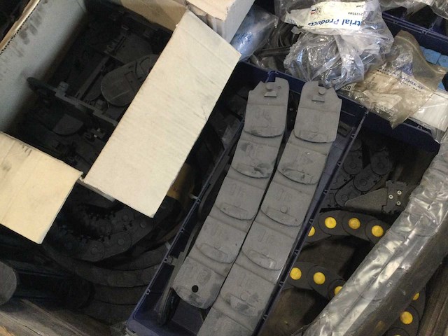 Pallets kunststof kabelrupsen (2x) - afbeelding 6 van  6