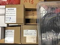 Pallets materialen ten behoeve van zonnepanelen (2x) - afbeelding 3 van  7