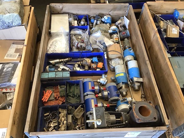 Pallets meetapparatuur en divers (4x) - afbeelding 6 van  13