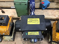 Pallets met afsluiters en toebehoren voor afsluiters (2x) - afbeelding 7 van  7