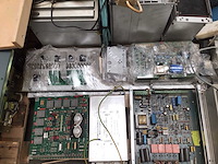 Pallets met computermaterialen (4x) - afbeelding 10 van  13