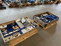 Pallets met elektra/installatie materiaal (4x) - afbeelding 4 van  11
