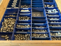 Pallets met elektra/installatie materiaal (4x) - afbeelding 8 van  11