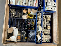 Pallets met elektra/installatie materiaal (4x) - afbeelding 11 van  11