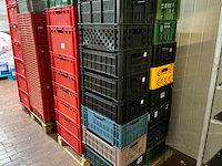 Pallets met stapelkratten (3x) - afbeelding 2 van  8