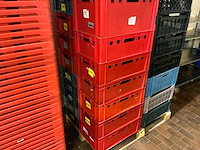Pallets met stapelkratten (3x) - afbeelding 3 van  8