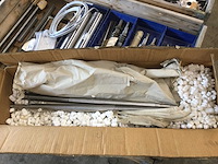 Pallets met tandwielen, wormassen en diversen (2x) - afbeelding 8 van  9