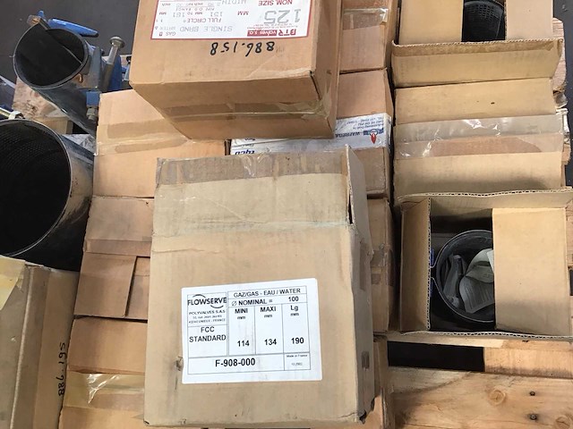 Pallets pijp/reperatieklemmen (3x) - afbeelding 1 van  2