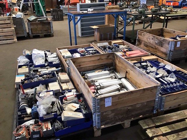 Pallets pneumatische onderdelen (6x) - afbeelding 6 van  13