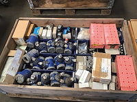 Pallets pneumatische onderdelen (6x) - afbeelding 12 van  13