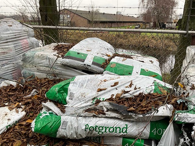 Pallets potgrond (2x) - afbeelding 3 van  3