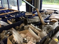 Pallets rvs bevestigingsmaterialen, lasbochten, lasflenzen (3x) - afbeelding 3 van  4