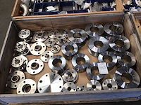 Pallets rvs bevestigingsmaterialen, lasbochten, lasflenzen (6x) - afbeelding 3 van  8