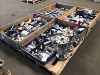 Pallets rvs bevestigingsmaterialen, lasbochten, lasflenzen (6x) - afbeelding 5 van  8