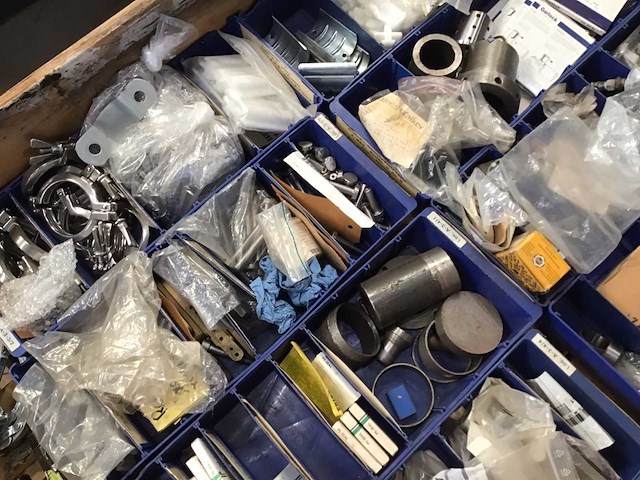 Pallets rvs bevestigingsmaterialen, lasbochten, lasflenzen (6x) - afbeelding 8 van  8