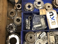 Pallets tandwielen, tandkoppelingen en diversen (4x) - afbeelding 6 van  18
