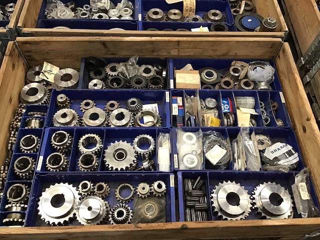 Pallets tandwielen, tandkoppelingen en diversen (4x) - afbeelding 16 van  18