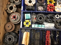 Pallets tandwielen, tandkoppelingen en diversen (4x) - afbeelding 18 van  18