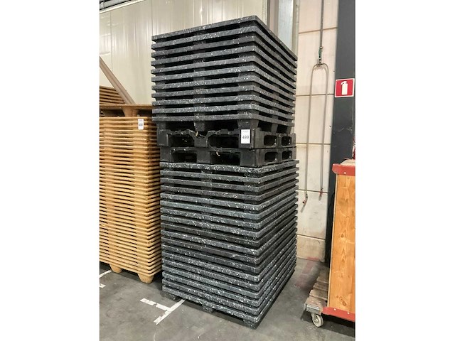 Pallets - afbeelding 2 van  3