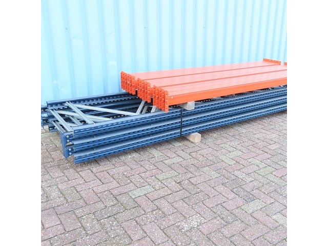 Palletstelling ±11,2m lang, 5st + 16l mecalux, gedemonteerd - afbeelding 1 van  3